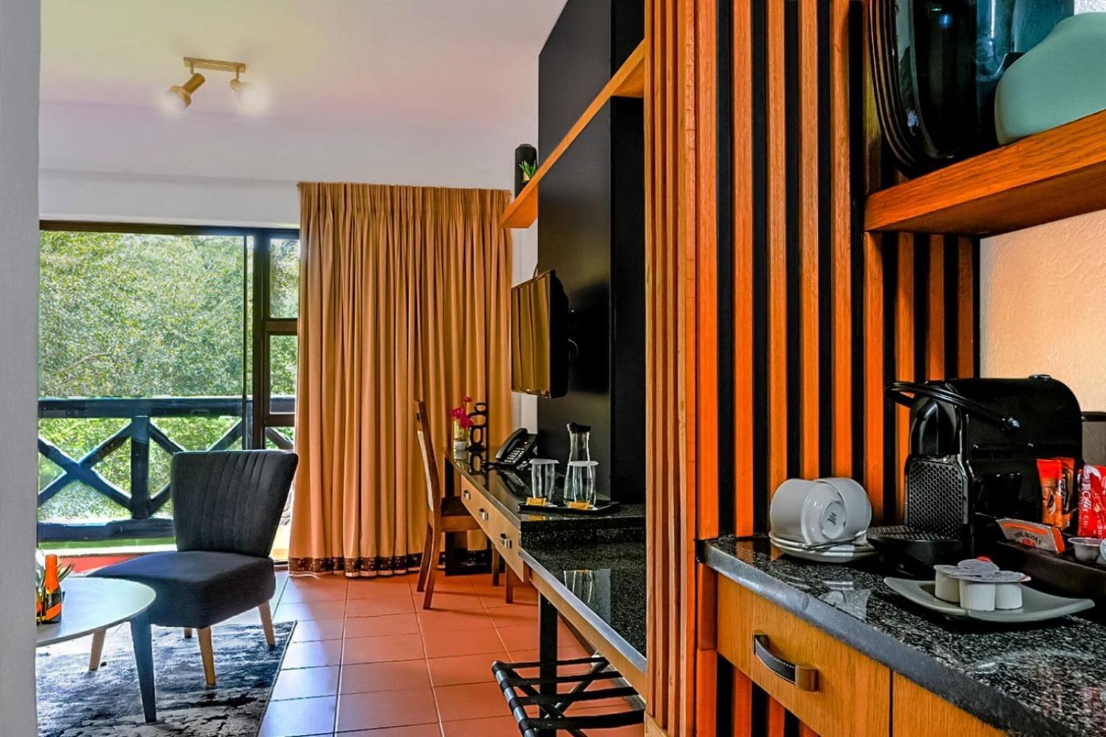 Sanbonani Hotel Хейзивю Екстериор снимка